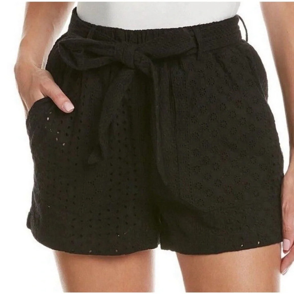 Blank NYC Black Eyelet Tie Waist Shorts Size Medium New With Tag! - Picture 1 of 10